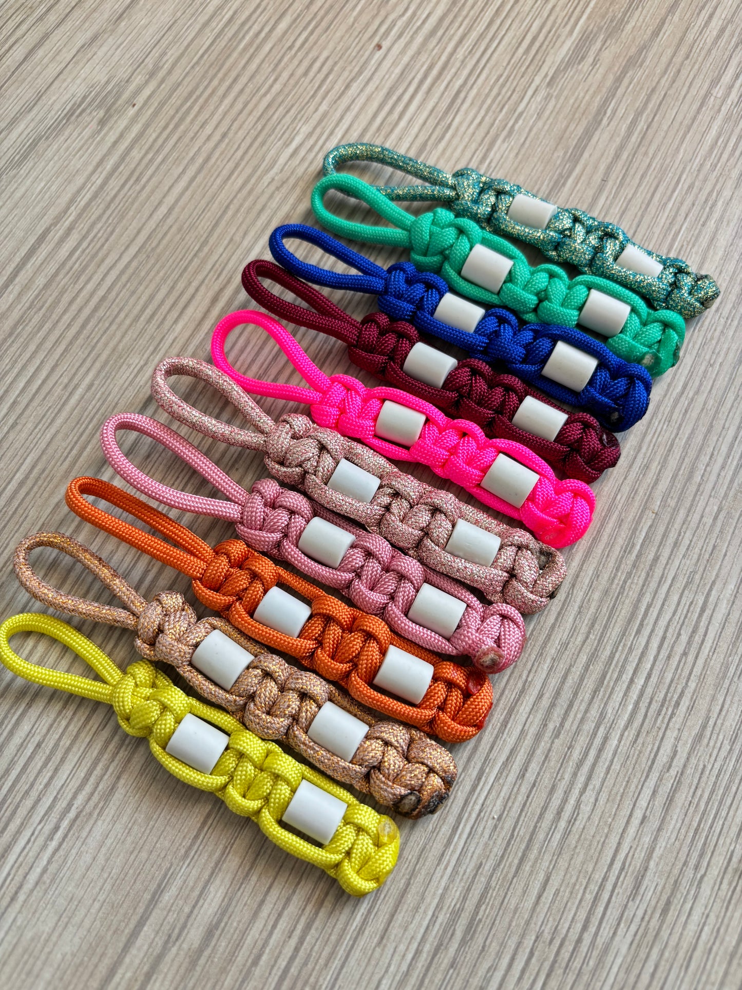 charms anti-tiques